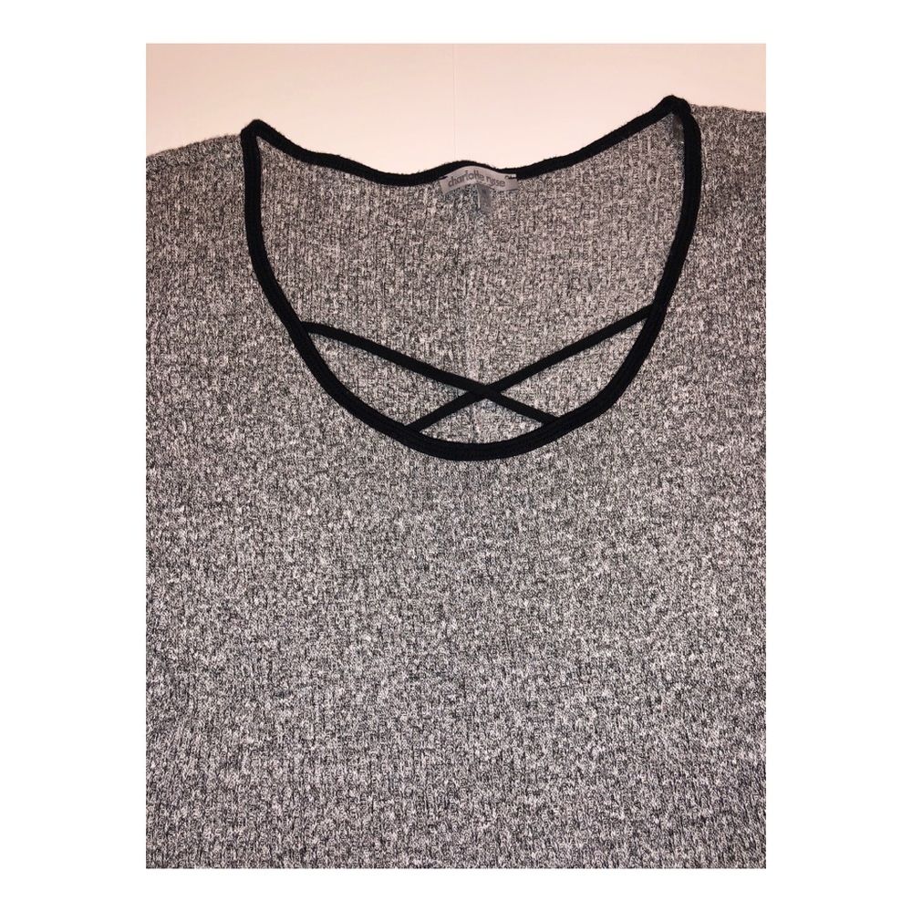Gray Top - Picture 3 of 4